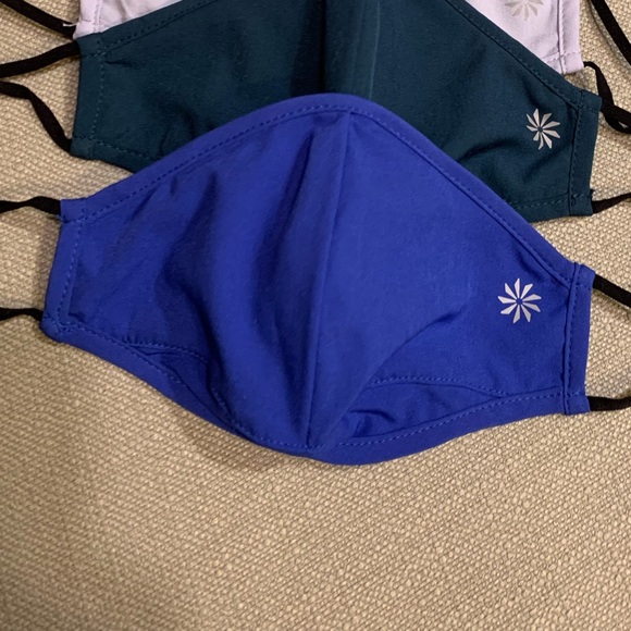 Athleta Accessories - ORIGINAL Athleta Mask!✨“Made To Move”✨
